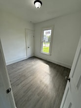 2208 W Brown St in Milwaukee, WI - Building Photo - Building Photo