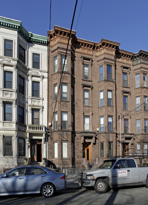 1020 Hudson St in Hoboken, NJ - Building Photo