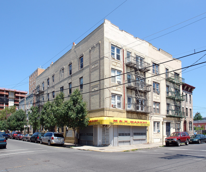 The Astor in West New York, NJ - Building Photo