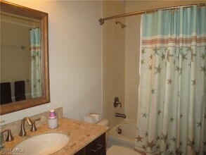 10702 Cetrella Dr in Ft. Myers, FL - Building Photo - Building Photo
