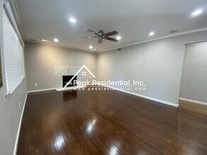 8053 Dorian Way in Fair Oaks, CA - Building Photo - Building Photo
