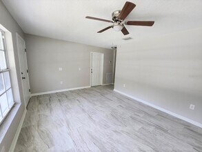 22124 Bell Harbor Dr in Land O Lakes, FL - Building Photo - Building Photo