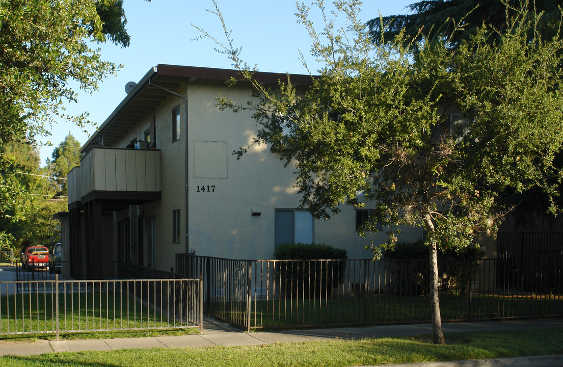 1417 Dubert in San Jose, CA - Foto de edificio