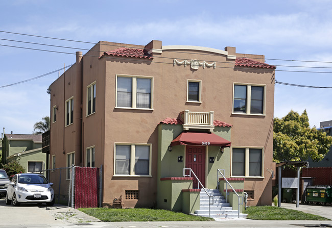 5406-5410 Telegraph Ave in Oakland, CA - Building Photo - Building Photo