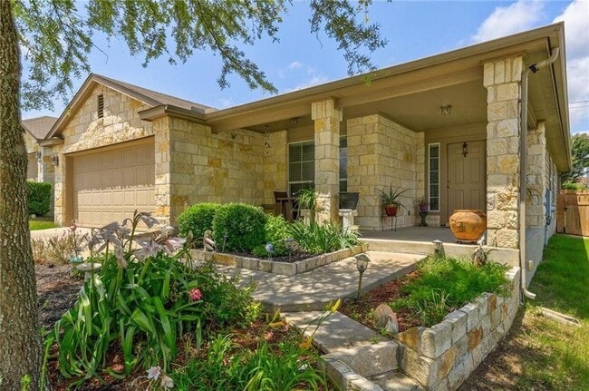 408 Comal Run in Hutto, TX - Building Photo - Building Photo