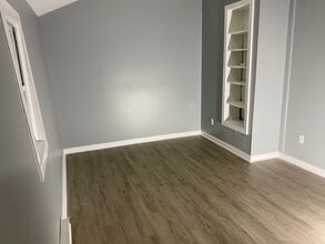 515 Hollis Rd in Hollis Center, ME - Foto de edificio - Building Photo