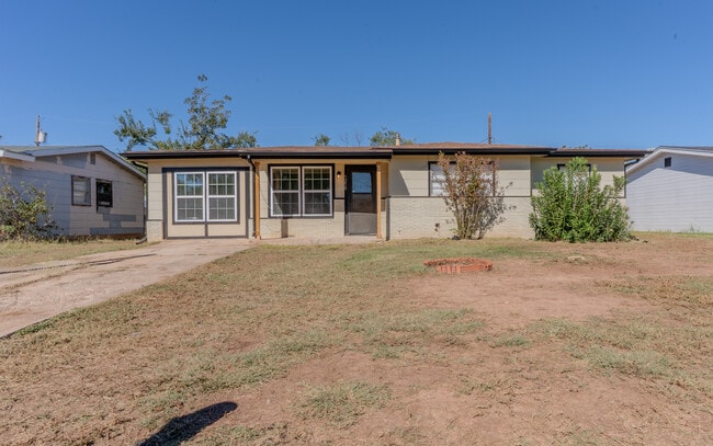 5250 Durango Dr in Abilene, TX - Building Photo - Building Photo