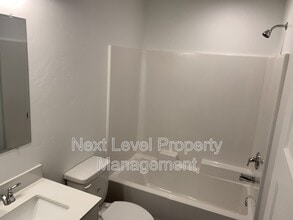 1003 5th St E in Polson, MT - Building Photo - Building Photo