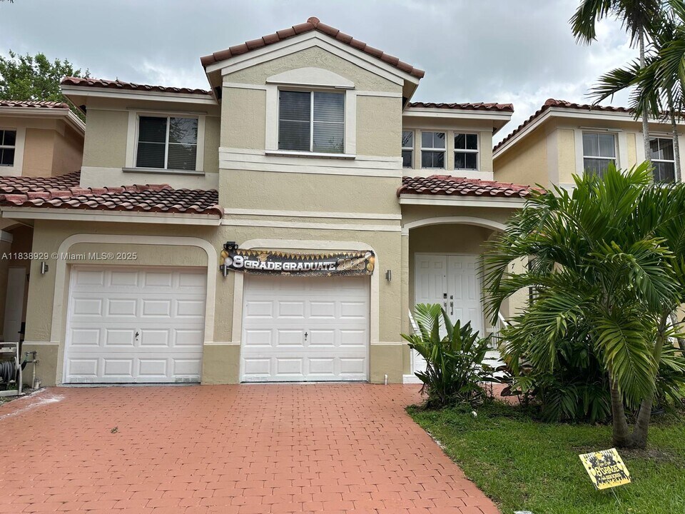 17070 SW 36th Ct in Miramar, FL - Building Photo