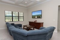 9842 Everglades Dr in Naples, FL - Foto de edificio - Building Photo