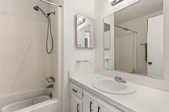 540 Chateau Cir in St. Marys, GA - Foto de edificio - Building Photo