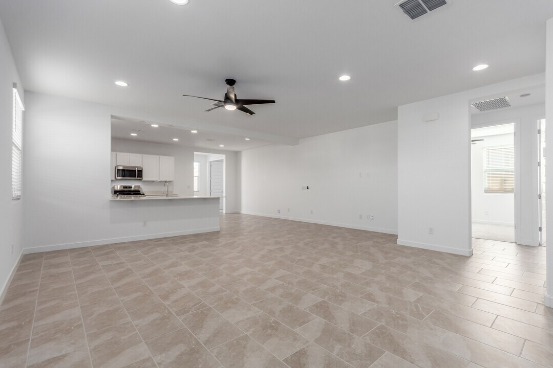 3113 S 156th Ave in Goodyear, AZ - Building Photo