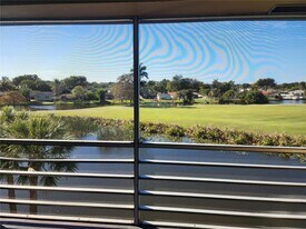 2451 SW 82nd Ave in Davie, FL - Building Photo