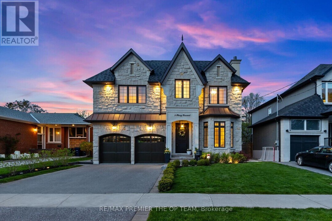 5 Storey Crescent in Toronto, ON - Building Photo