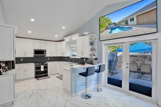 8200 NW 52nd Ct in Lauderhill, FL - Building Photo - Building Photo