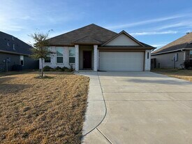 303 Camp Bowie Rd in Caldwell, TX - Building Photo
