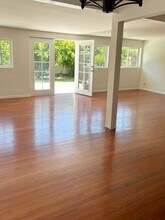 23308 Friar St in Woodland Hills, CA - Building Photo - Building Photo