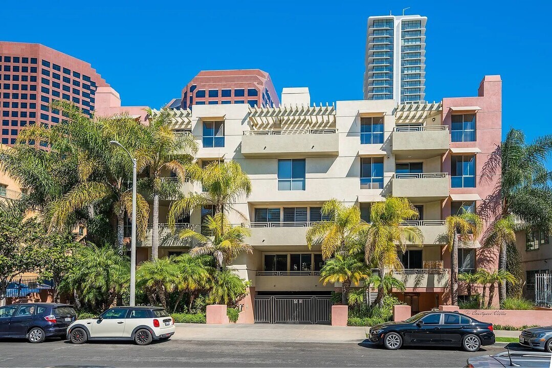 1222 S Westgate Ave, Unit 304 in Los Angeles, CA - Building Photo
