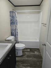 4905 Michigan Dr in Superior, WI - Building Photo - Building Photo