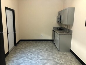 1282 Dove Ave in Miami Springs, FL - Building Photo - Building Photo