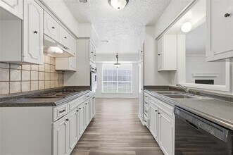 125 N Jessup St in Alvarado, TX - Building Photo - Building Photo