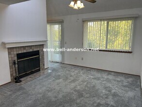 24848 45th Pl S in Kent, WA - Building Photo - Building Photo