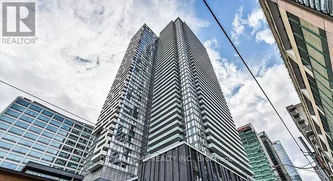 property at 25-1625 Richmond St E