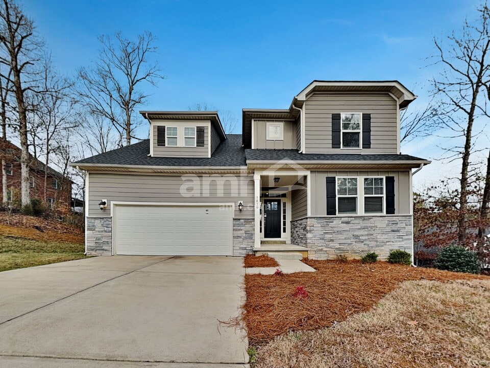 3436 Shady Cove Ct in Belmont, NC - Foto de edificio