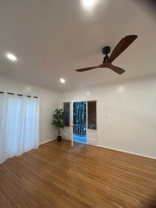 850 S Kenmore Ave, Unit 850 in Los Angeles, CA - Foto de edificio