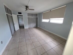 1120 102nd St, Unit 9 in Bay Harbor Islands, FL - Building Photo - Building Photo