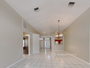 727 Bryson Loop in Lakeland, FL - Building Photo - Building Photo