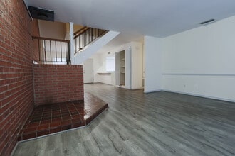 10014 Stratmore Cir in Shreveport, LA - Building Photo - Building Photo