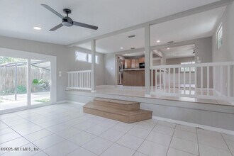 5640 Coppedge Ave in Jacksonville, FL - Building Photo - Building Photo