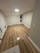 1328 N Main St, Unit Upper in Oshkosh, WI - Building Photo - Building Photo