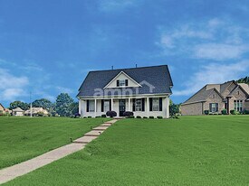 7720 Keri Cove in Olive Branch, MS - Building Photo
