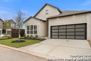 20675 Huebner Rd in San Antonio, TX - Foto de edificio - Building Photo