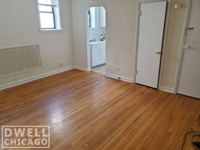 6538 N Lakewood Ave, Unit 6532- GD