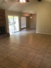 13110 Villa Park Dr in Austin, TX - Building Photo - Building Photo