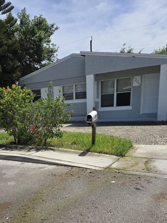 property at 1205 W 24th St
