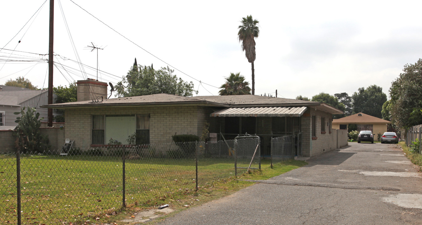 3640-3644 Cogswell Rd in El Monte, CA - Building Photo