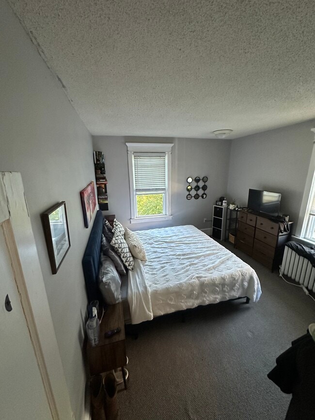 24 Roosevelt Ave, Unit 2 nd floor duplex in Northfield, NJ - Building Photo - Building Photo