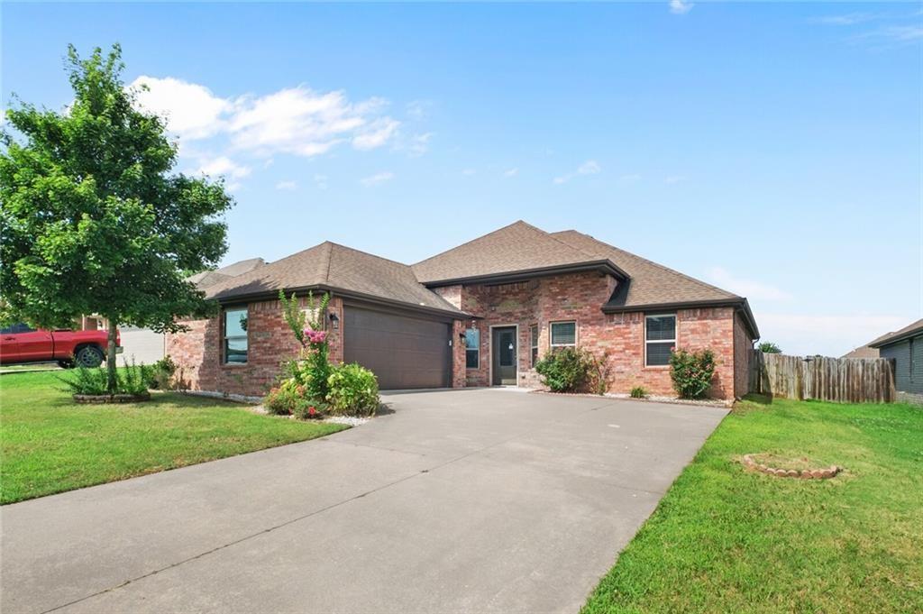 904 SW Caprington St in Bentonville, AR - Building Photo