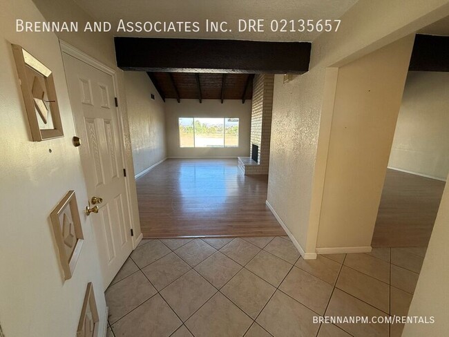 5421 Horse Ridge Way in Bonita, CA - Foto de edificio - Building Photo