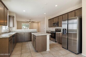 17626 W Paraiso Dr in Surprise, AZ - Building Photo - Building Photo
