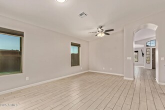 15461 S 47th Pl in Phoenix, AZ - Building Photo - Building Photo