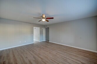 5301 W Campbell Ave, Unit 2 in Phoenix, AZ - Building Photo - Building Photo