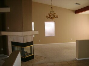 509 Melrose Heights St in Henderson, NV - Foto de edificio - Building Photo