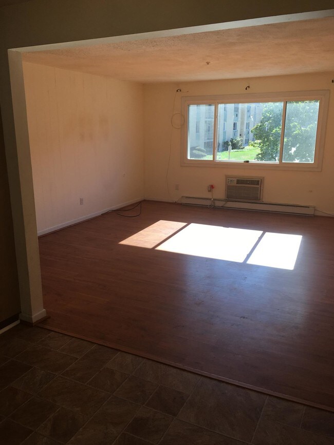14 Nelson Dr-Unit -2E in Randolph, MA - Building Photo - Building Photo