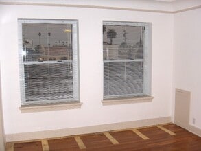 1434 Santa Monica Blvd in Santa Monica, CA - Building Photo - Building Photo