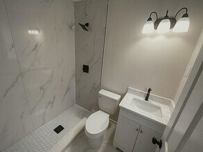 456 Sharon Dr in Memphis, TN - Building Photo - Building Photo